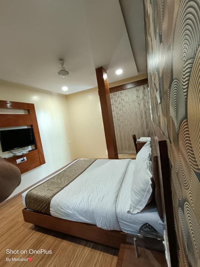 Hotel A Suites Bombay Eksteriør billede